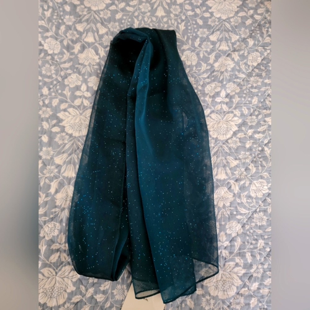 NWT Teal Shimmer Wrap